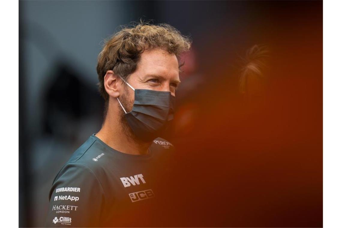 Vettel-Panne sorgt für Trainingspause in Zandvoort Erwischte keinen guten Start in Zandvoort: Sebastian Vettel. Foto: Francisco Seco/AP/dpa