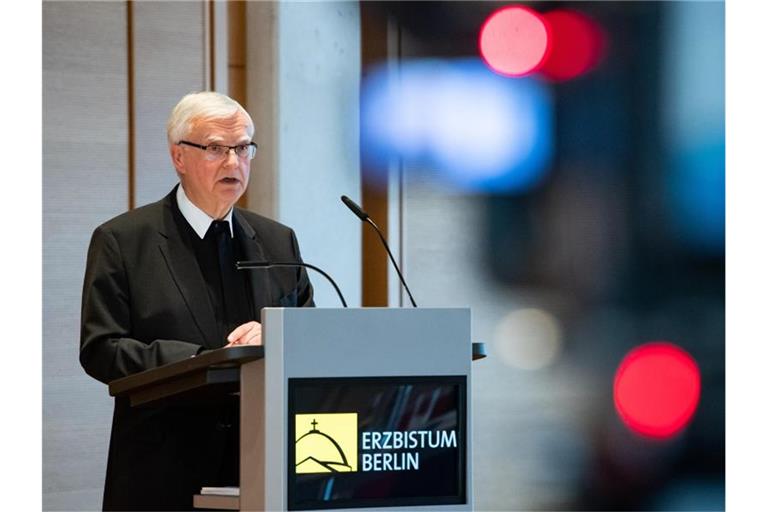 Erzbischof Heiner Koch während der Pressekonferenz zur Vorstellung des Gutachtens in Berlin. Foto: Bernd von Jutrczenka/dpa