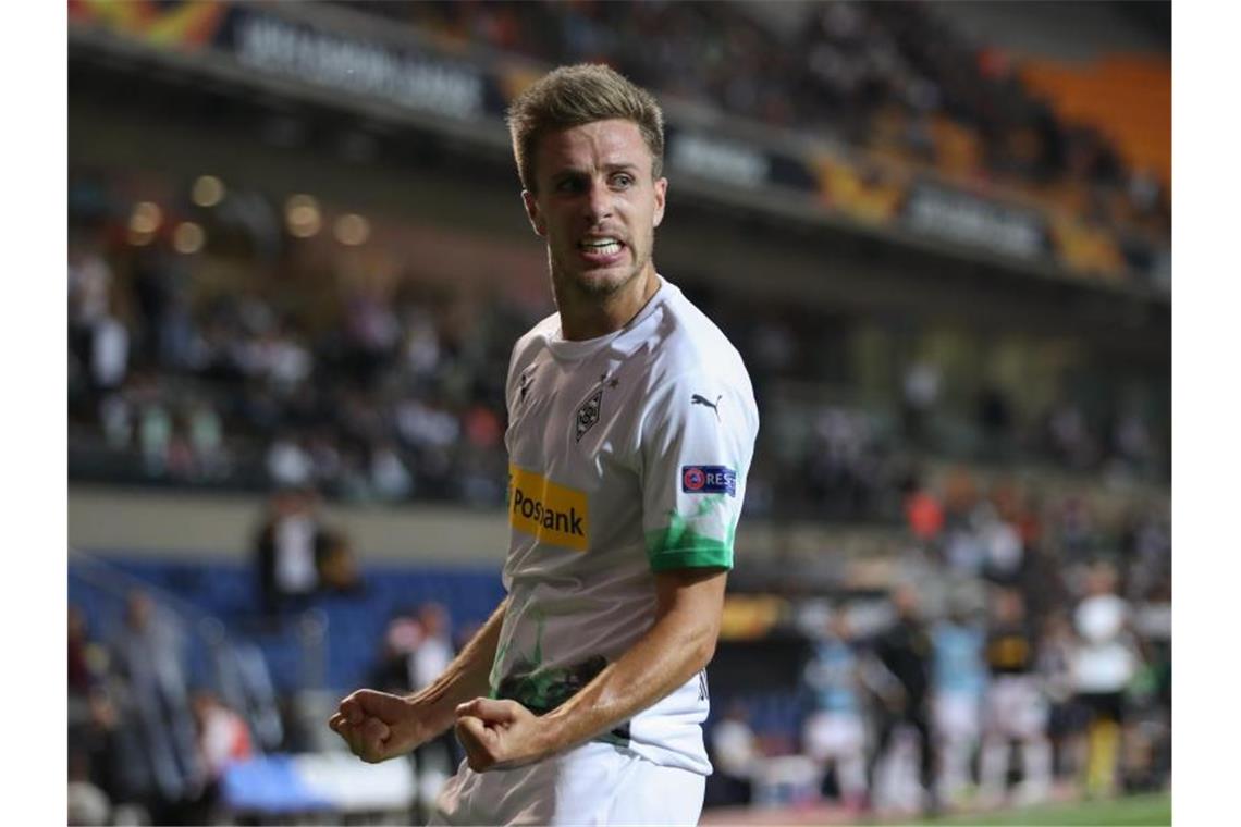 Nur Gladbachs Punktgarant Herrmann genießt den Moment Erzielte den Ausgleich für Borussia Mönchengladbach: Patrick Herrmann. Foto: Friso Gentsch/dpa