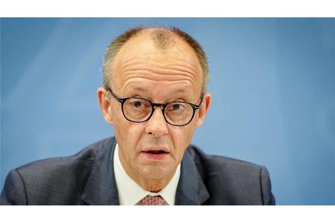 Merz blickt optimistisch auf jüngste Entwicklungen in Nahost Es gebe die Chance, dass noch in dieser Woche die verbliebenen israelischen Geiseln von der Terrororganisation Hamas freigelassen würden und es dann auch zu einem Rückzug der israelischen Armee im Gazastreifen kommt, sagte Merz.