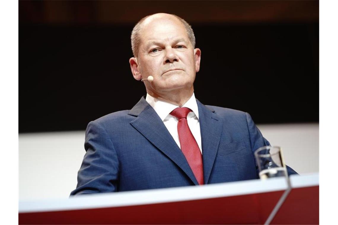 „Es geht ja nicht morgen früh der Wahlkampf los. Sondern es ist einfach ganz normale Regierungsarbeit angesagt“, sagt Olaf Scholz. Foto: Kay Nietfeld/dpa