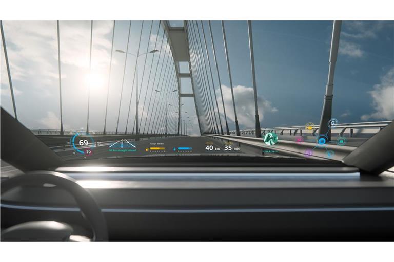 Es geht um holographisch funktionalisierte Folien, die die Serienfertigung transparenter Displays für die Frontscheiben von Fahrzeugen ermöglichten. (Symbolbild)
