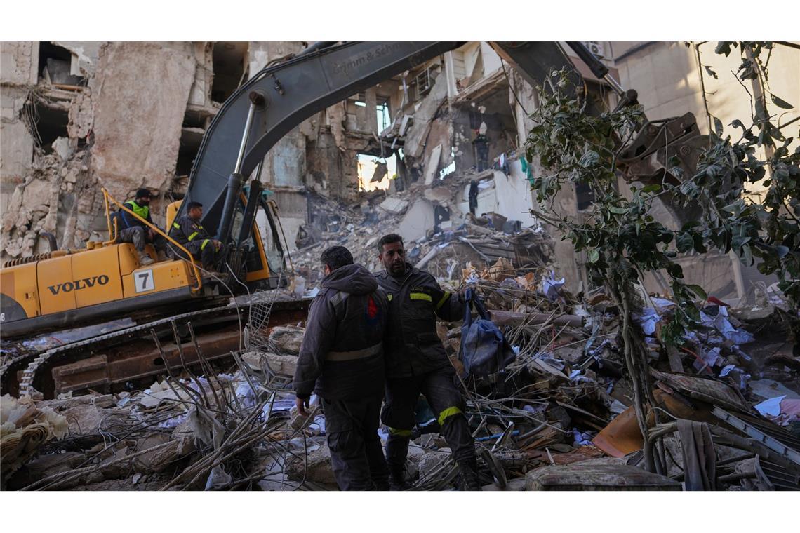 Es gibt mehr als 200 Todesopfer und große Zerstörungen durch Israels Angriffe auf den Libanon.