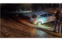 Es kam zu mehreren Unfällen (Symbolbild).