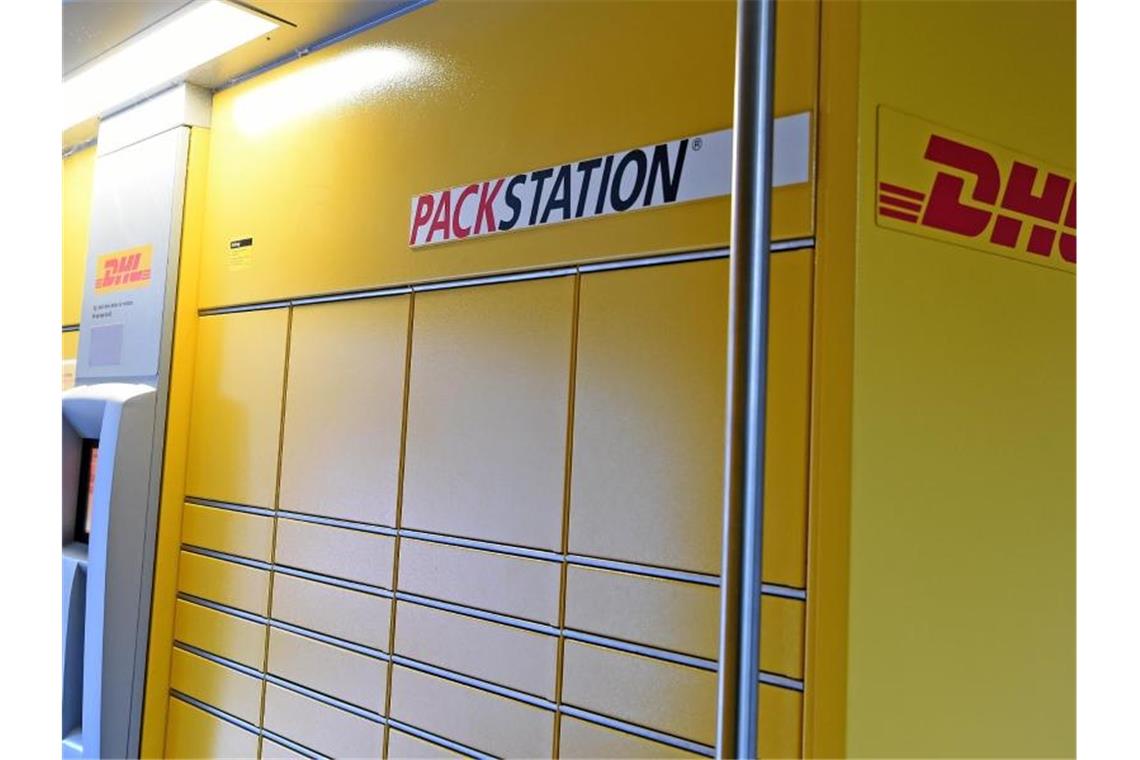 Es soll mehr Packstationen geben. Foto: Holger Hollemann/dpa