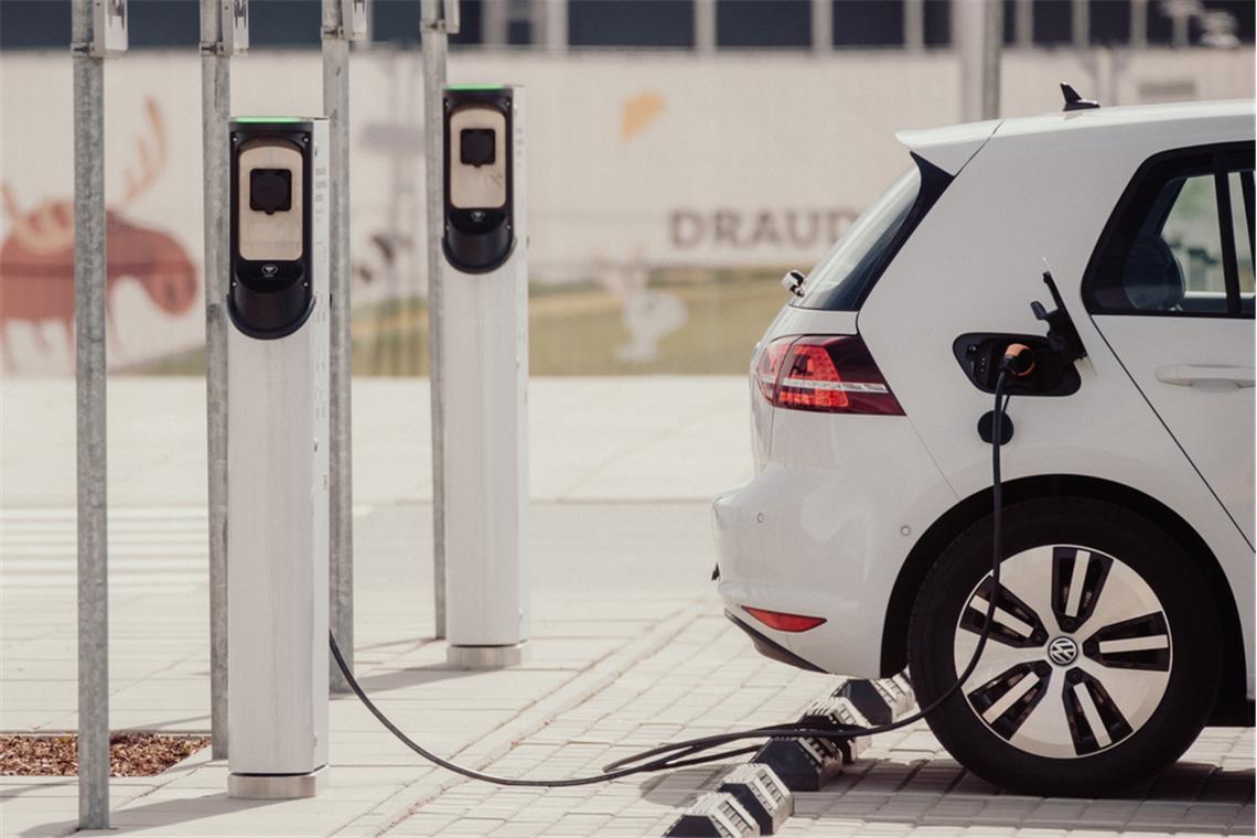 Ab wann gibt es die Prämie für E-Autos? Es soll wieder eine E-Auto-Förderung geben.