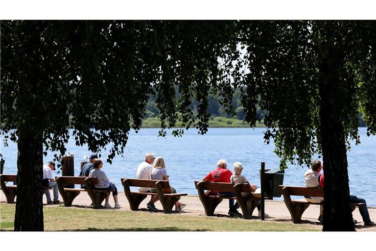 Es wird heiß am Wochenende in Baden-Württemberg (Symbolbild).