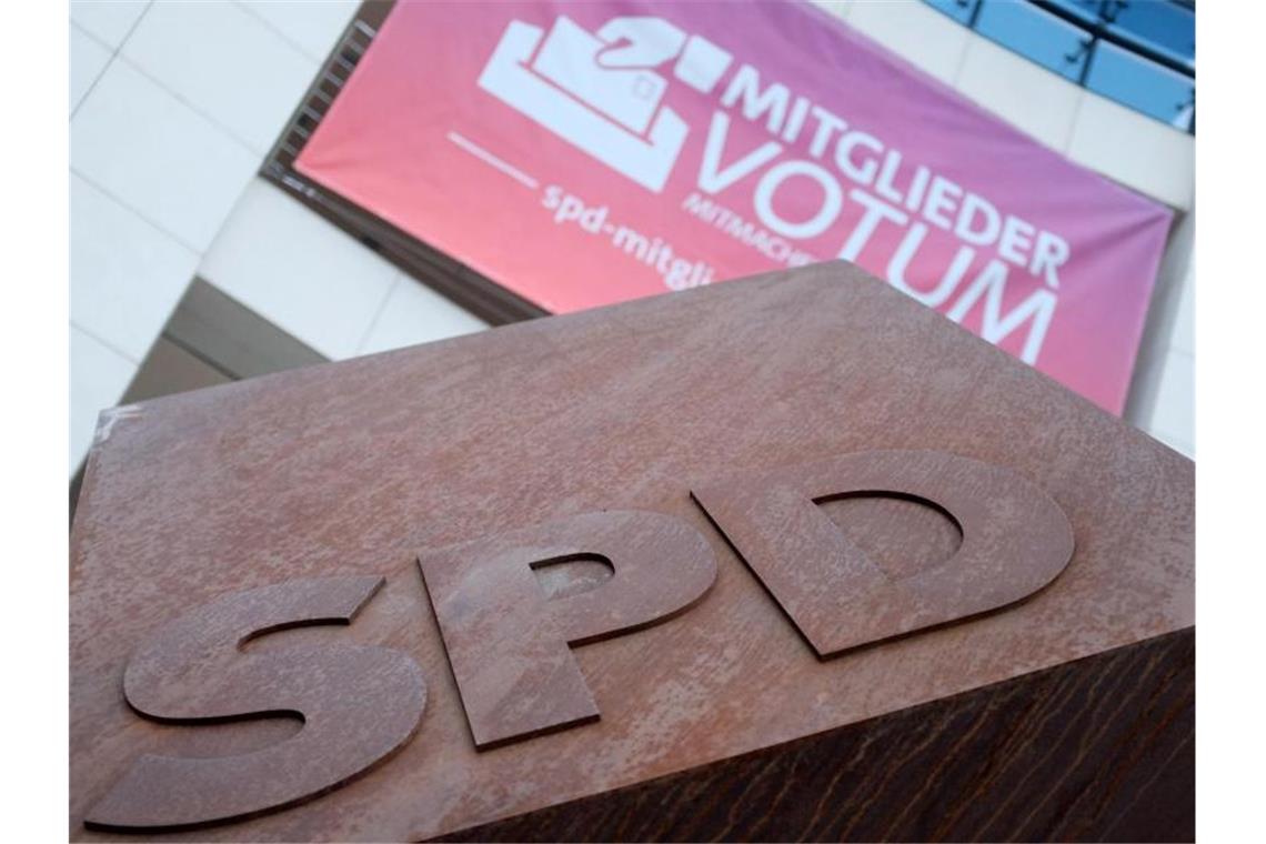 22.000 SPD-Mitglieder beteiligen sich an Umfrage zum Vorsitz „Es zeichnet sich ab, dass in der Partei ein großer Wunsch besteht, die Mitglieder stark zu beteiligen“, sagt Lars Klingbeil. Foto: Kay Nietfeld