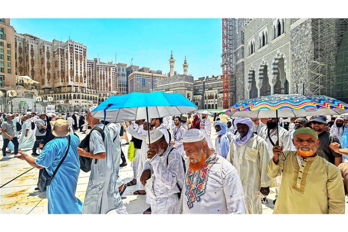 Pilgerfahrt mit Drohnen und KI Etwa zwei Millionen Muslime pilgern nun wieder nach Mekka.