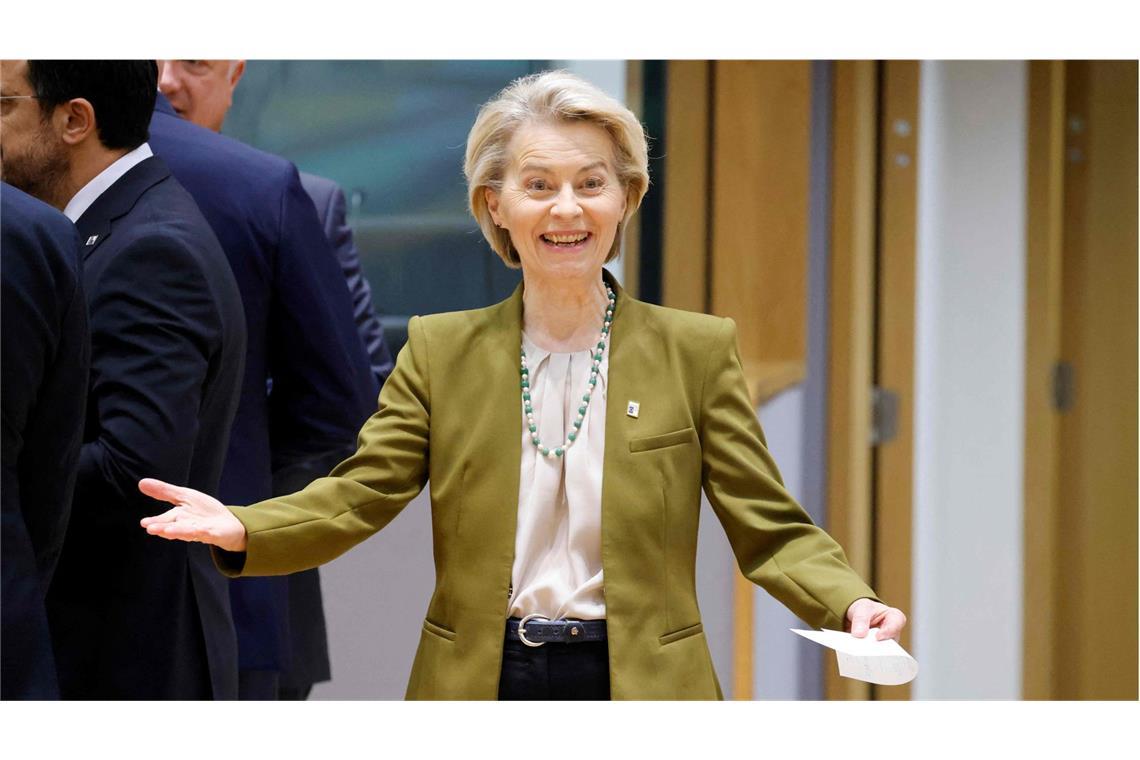 Europa zwischen Schock und Aufbruch EU-Kommissionschefin Ursula von der Leyen hat viel zu tun in diesen Wochen. Immer wieder begrüßt sie die Staats- und Regierungschefs zu Gipfeln, bei denen der Fahrplan der EU durch die Krise beredet wird.