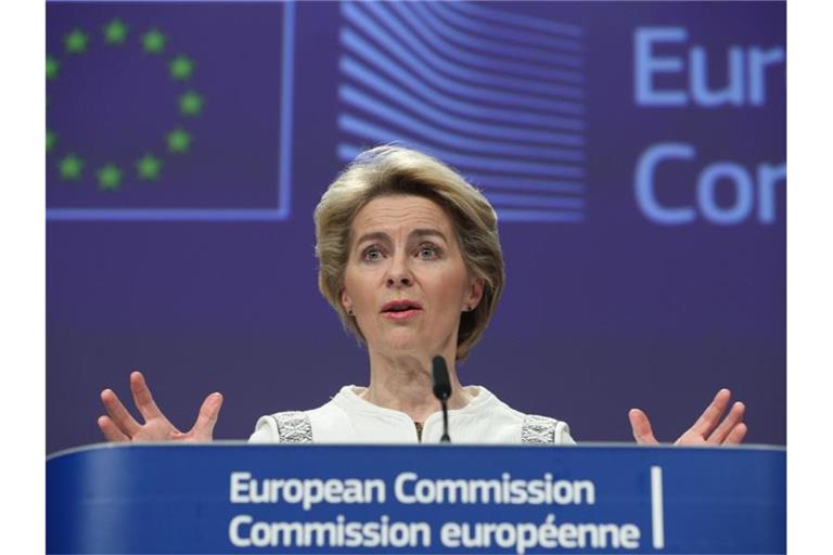 EU-Kommissionschefin Ursula von der Leyen spricht in Brüssel. Foto: Zheng Huansong/XinHua/dpa