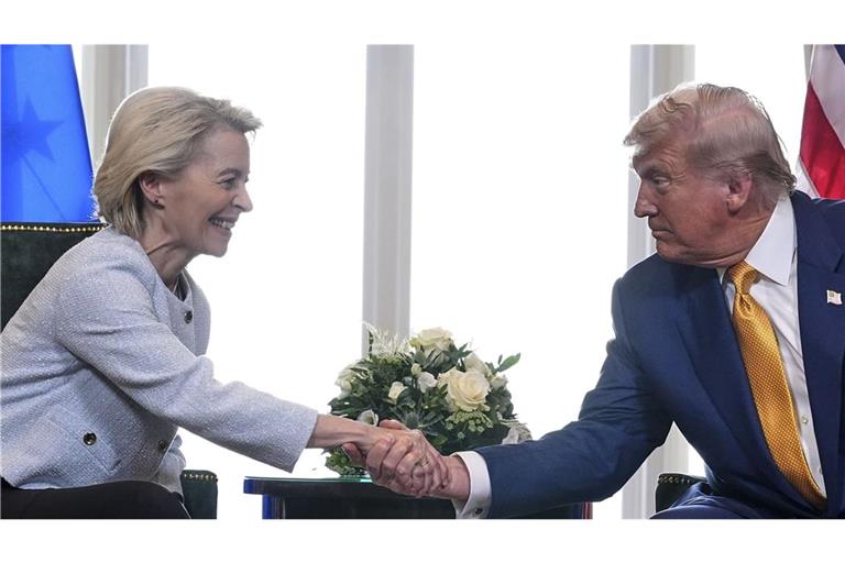 EU-Kommissionspräsidentin Ursula von der Leyen und US-Präsident Donald Trump