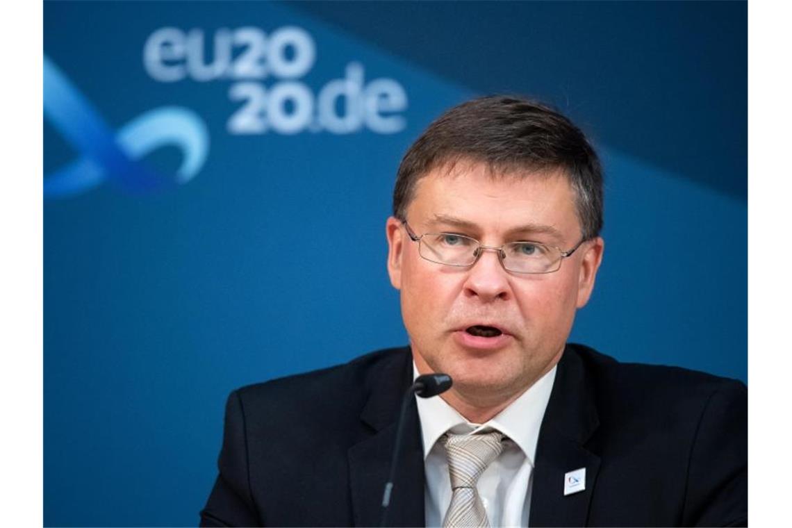 EU-Kommission: „Coronahilfen nicht zu früh zurückfahren“ EU-Kommissionsvize Valdis Dombrovskis. Foto: Bernd von Jutrczenka/dpa Pool/dpa