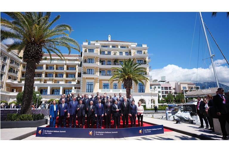 EU-Westbalkan-Gipfel in Tivat in Montenegro: Bei dem  Spitzentreffen  geht es um die EU-Beitrittsperspektive der Westbalkanländer Albanien, Bosnien-Herzegowina, Kosovo, Montenegro, Nordmazedonien und Serbien gehen.