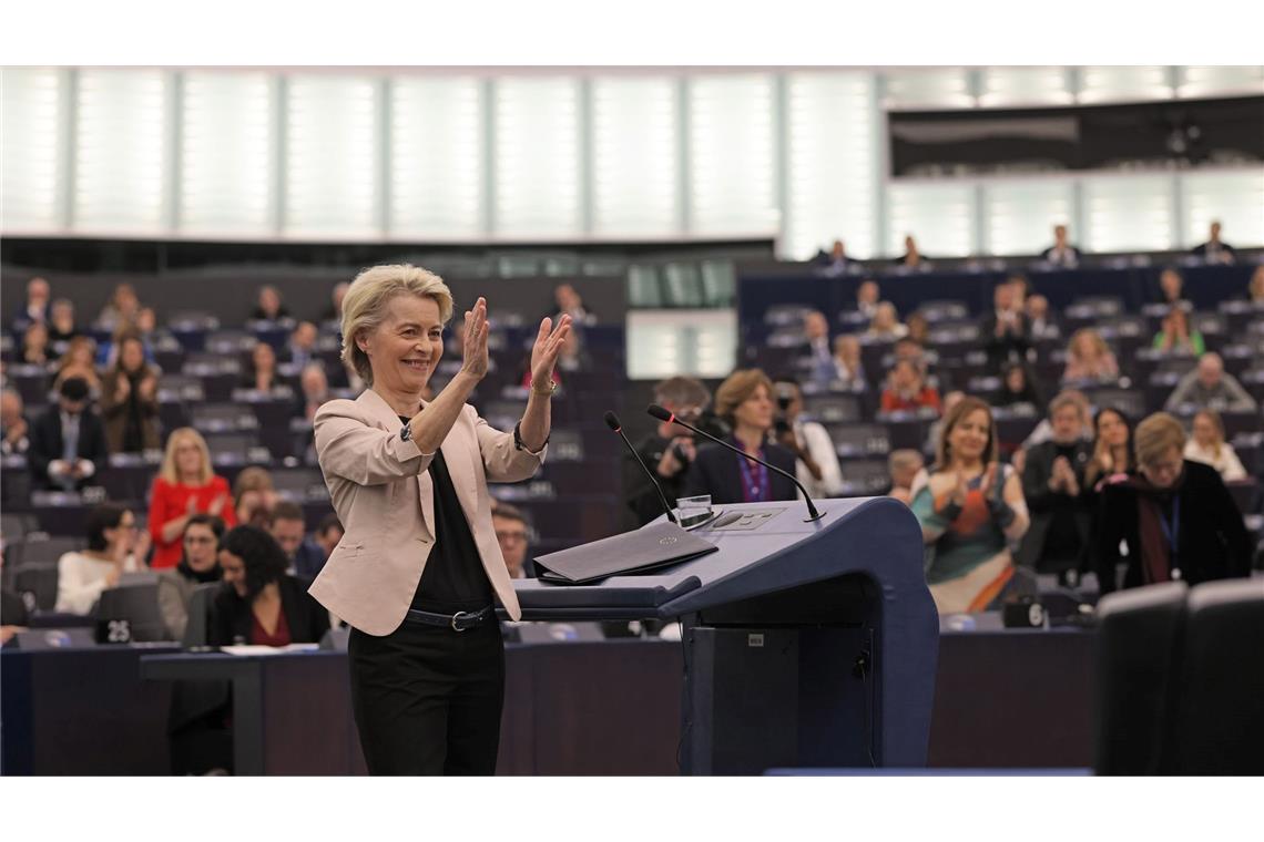 Bilder des Tages Europaparlament bestätigt von der Leyens neue EU-Kommission