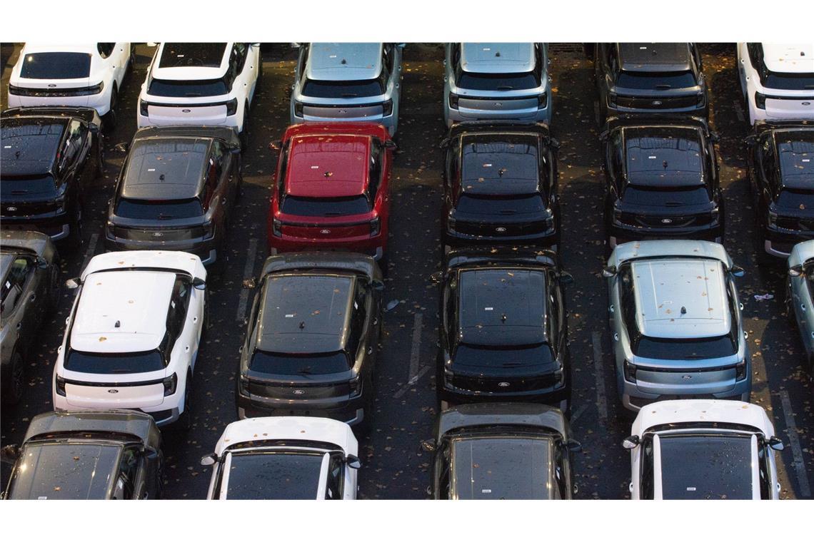 EU-Kommission berät sich mit Autoindustrie Europas Auto-Unternehmen haben derzeit mit Problemen zu kämpfen. (Symbolbild)