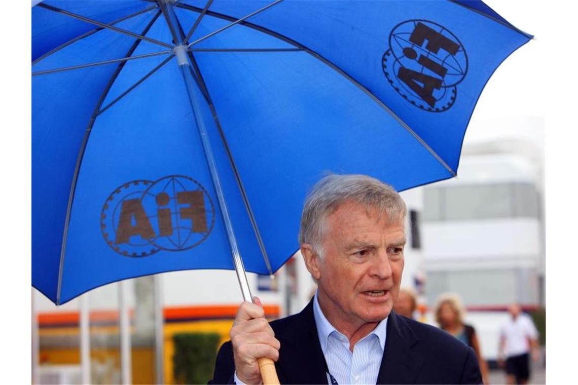 Früherer Fia-Boss Mosley tot - Ecclestone: „Wie ein Bruder“ Ex-FIA-Chef Max Mosley ist im Alter von 81 Jahren gestorben. Foto: picture alliance / dpa