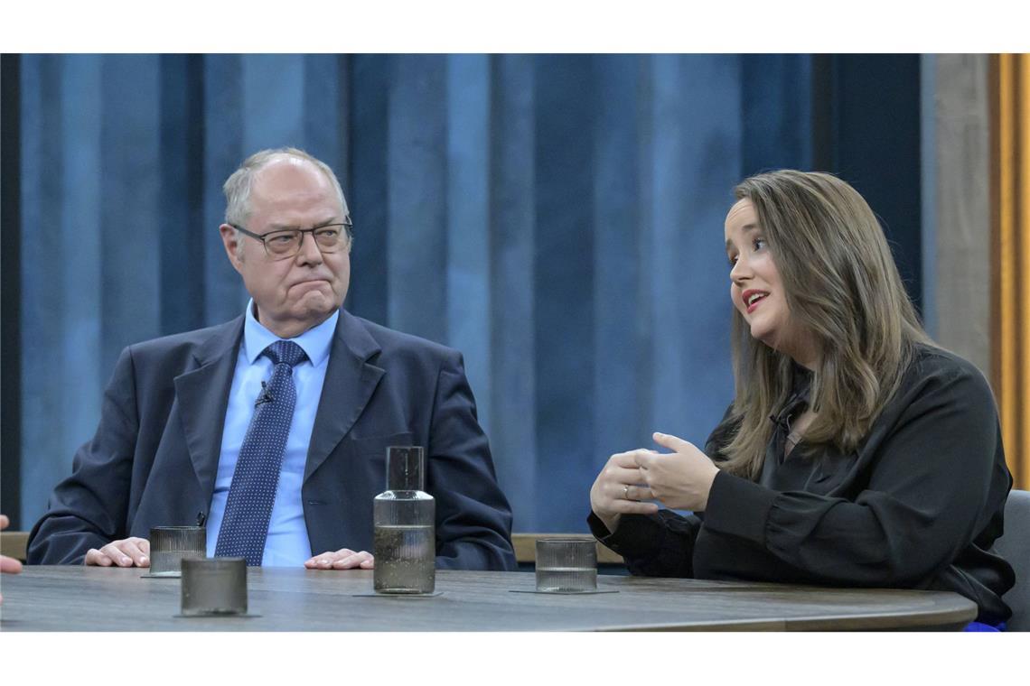 Ex-Grünen-Chefin Ricarda Lang: „Ich habe Mist als Gold verkauft“ Ex-Grünen-Chefin Ricarda Lang und SPD-Politiker Peer Steinbrück bei Caren Miosga