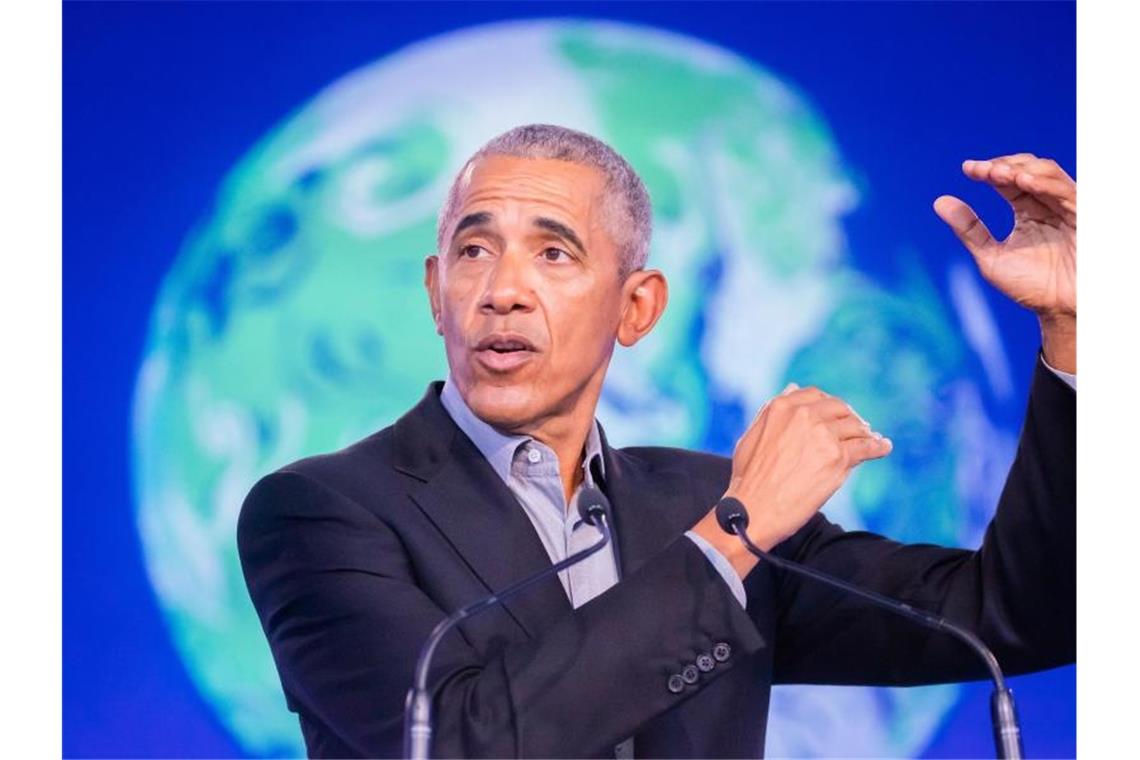 Obama in Glasgow: „Welt muss sich jetzt bewegen“ Ex-US-Präsident Barack Obama bei der UN-Klimakonferenz in Glasgow. Foto: Christoph Soeder/dpa