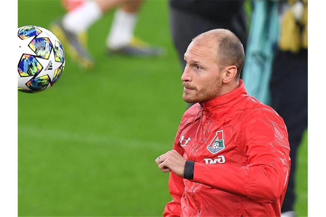 Moskau-Profi Höwedes kann sich „an Kälte nicht gewöhnen“ Ex-Weltmeister Benedikt Höwedes spielt seit 2018 bei Lokomotive Moskau. Foto: Alessandro Di Marco/ANSA/AP/dpa