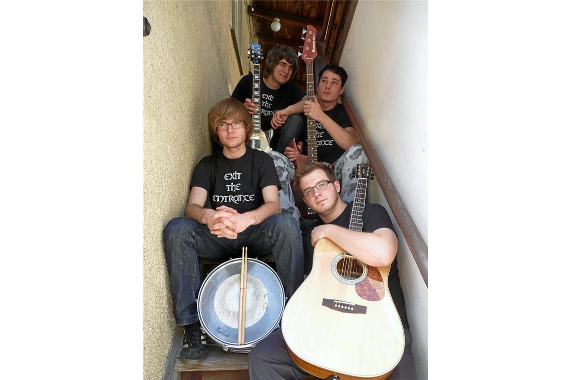 Exit the Entrance sind 2013 aufgetreten. 