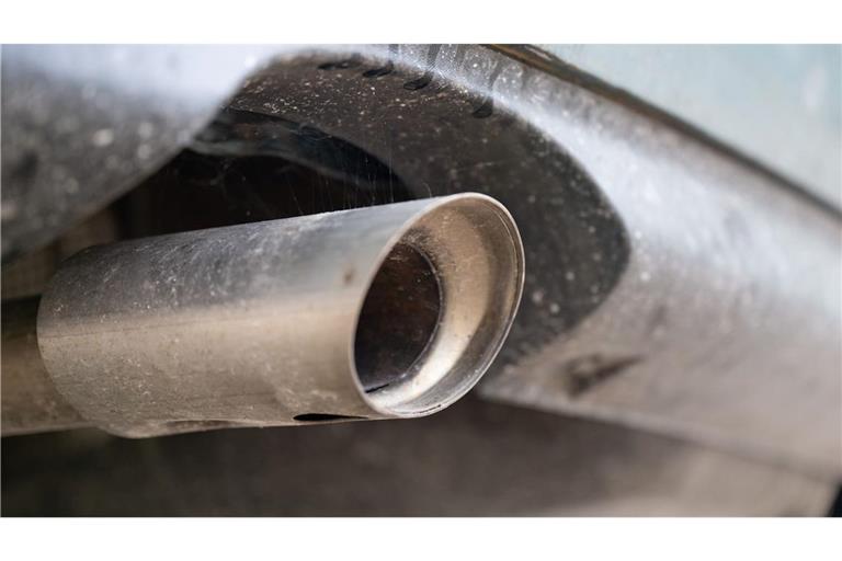 Experten bezweifeln, dass deutsche Hersteller langfristig von einer Rücknahme des Verbrenner-Aus profitieren. (Symbolbild)