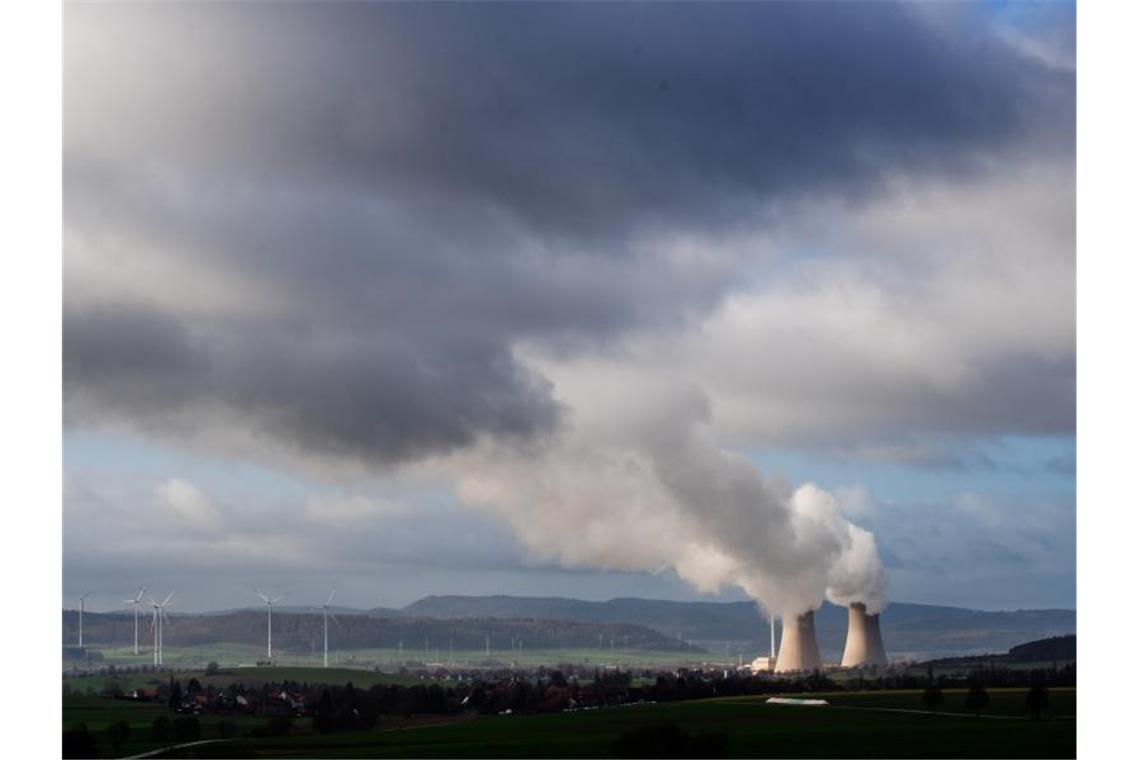 Experten krtisieren Auflagen, unter denen Investitionen in Gaskraftwerke als klimafreundlich gelten sollen. Foto: Julian Stratenschulte/dpa
