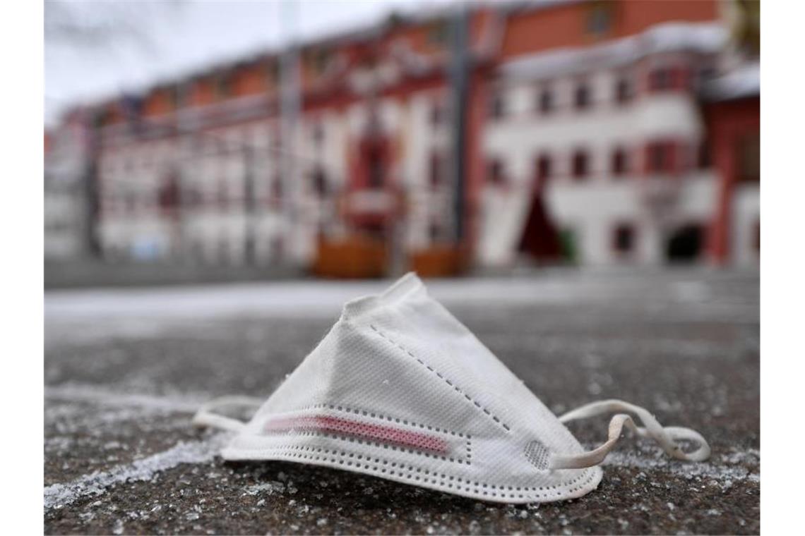 Sieben-Tage-Inzidenz klettert auf nächsten Höchstwert Experten vermuten, dass die RKI-Zahlen nur einen Teil der tatsächlichen Infektionen darstellen. Foto: Martin Schutt/dpa-Zentralbild/dpa