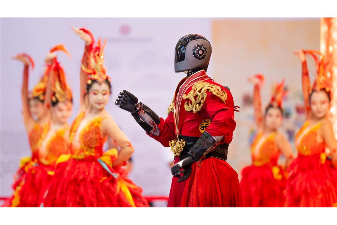 Expo 2025 der chinesischen Kultur- und Tourismusindustrie: Humanoider Roboter zeigt Tanzperformance
