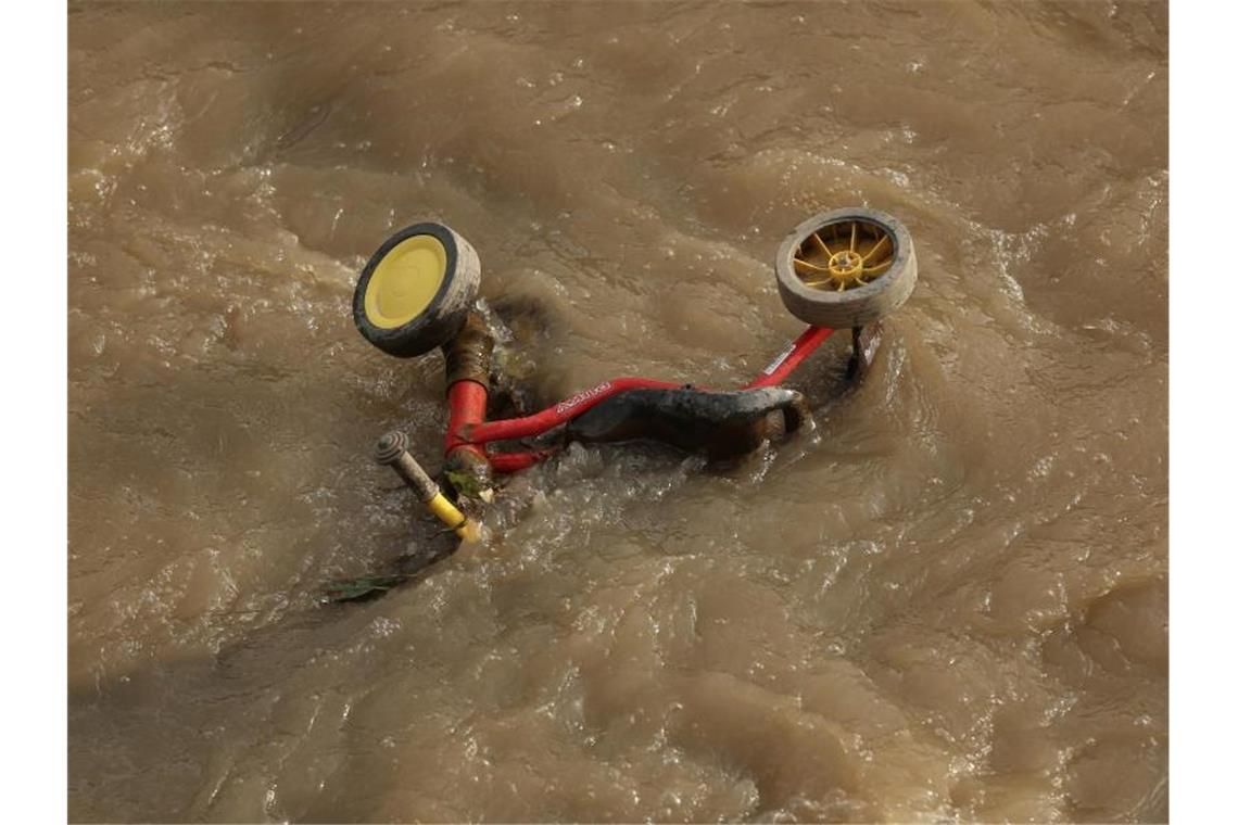 Extremer Starkregen hatte am 14. und 15. Juli an der Ahr im Norden von Rheinland-Pfalz eine Flutwelle ausgelöst und weite Teile des Tals unter Wasser gesetzt. Foto: David Young/dpa