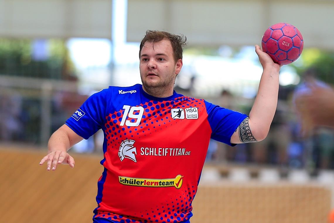 Duell zweier Aufsteiger in der Karl-Euerle-Halle Fabian Fritz hat sich einen Kreuzbandriss zugezogen und fällt einige Monate aus. Handball-Bezirksligist HSG Sulzbach-Murrhardt wird den Leistungsträger schmerzlich vermissen. Foto: A. Becher