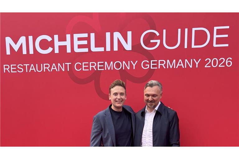 Fabian Obergfell von der Mühle am Schluchsee (links), neuer Zwei-Sterner, und Peter-Hagen Wiest (Eatrenalin und Ammolite Europa Park), das Eatrenalin hat jetzt auch einen Stern.