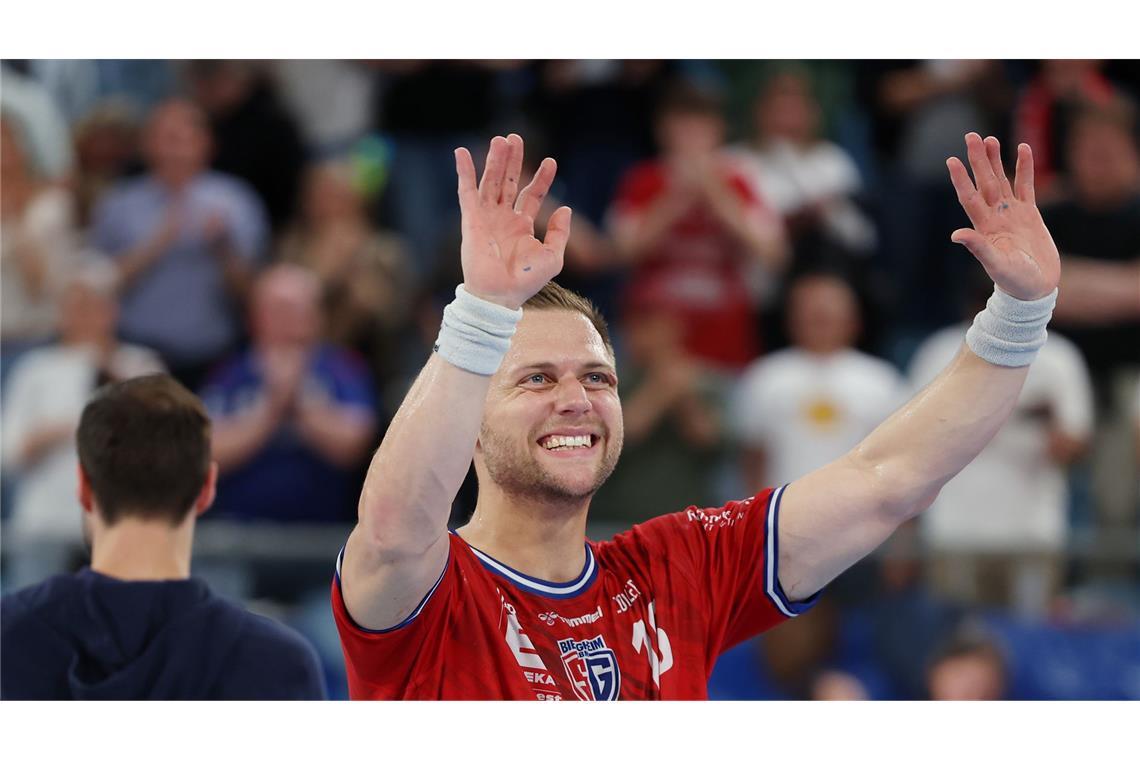 SG BBM mit neuer Hoffnung nach Derbysieg gegen Frisch Auf Fabian Wiederstein freut sich.