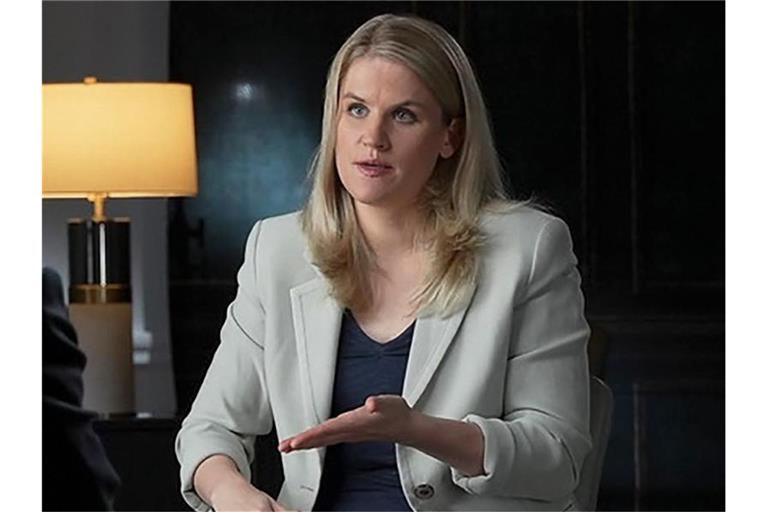 Facebook-Whistleblowerin Frances Haugen während eines CBS-Interviews. Foto: Robert Fortunato/CBS News/60 Minutes/AP/dpa