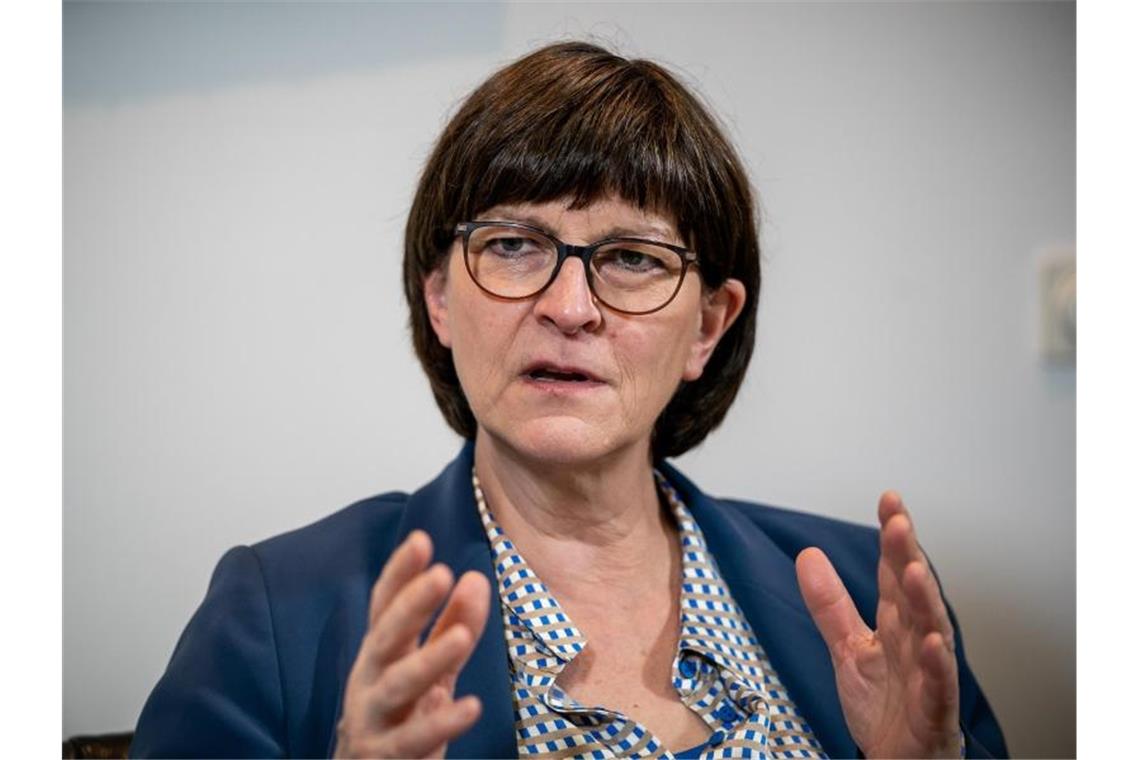 SPD-Chefin Esken fordert weitere Verbesserungen für Familien