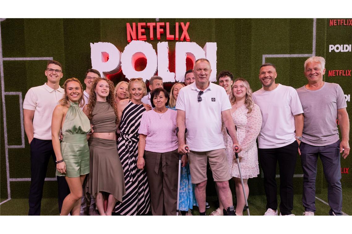 Familienmensch und Fußballer: die Podolskis bei der Premiere in Köln. (Archivbild)