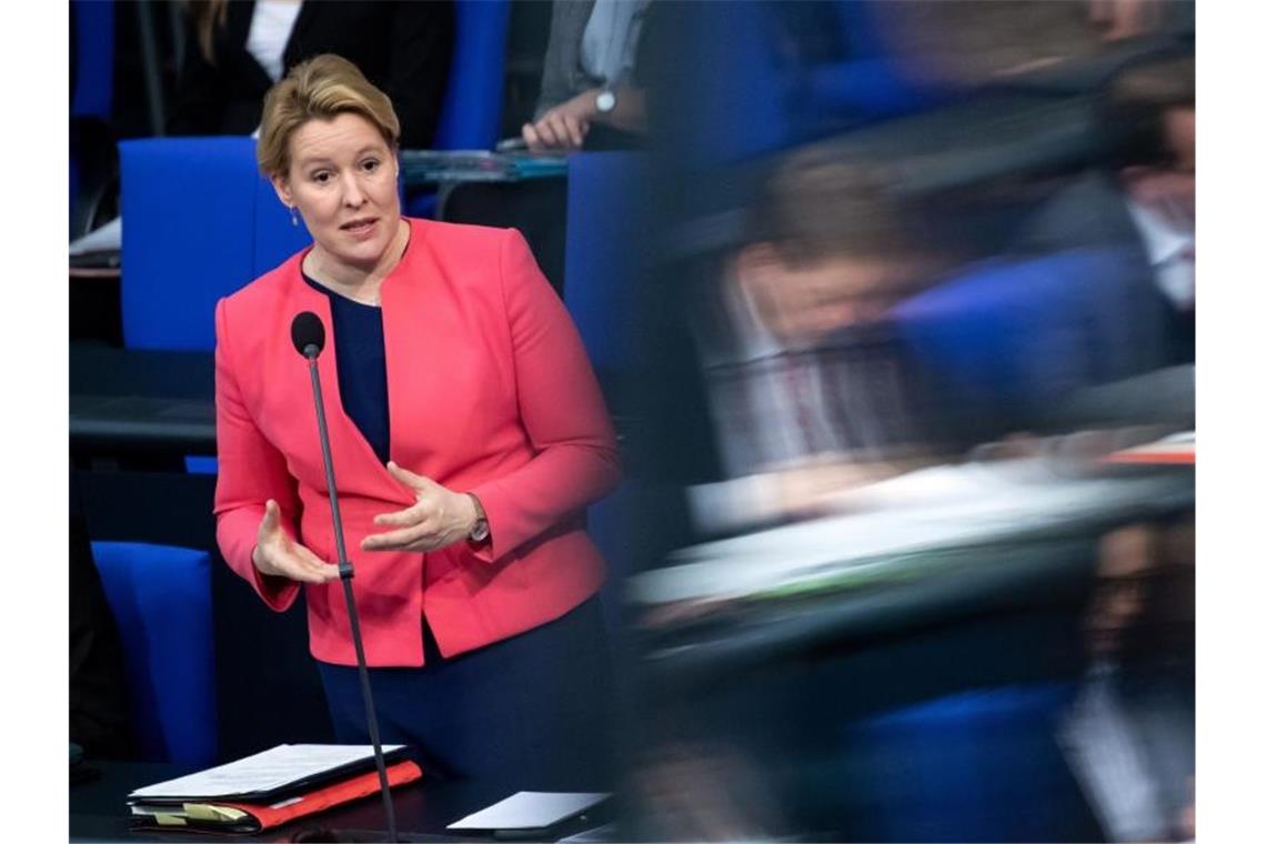 SPD macht Druck bei Frauenquote in Chefetagen Familienministerin Franziska Giffey: „Ich appelliere an Männer und Frauen in der Union, sich bei diesem Thema zu bewegen.“. Foto: Bernd von Jutrczenka/dpa
