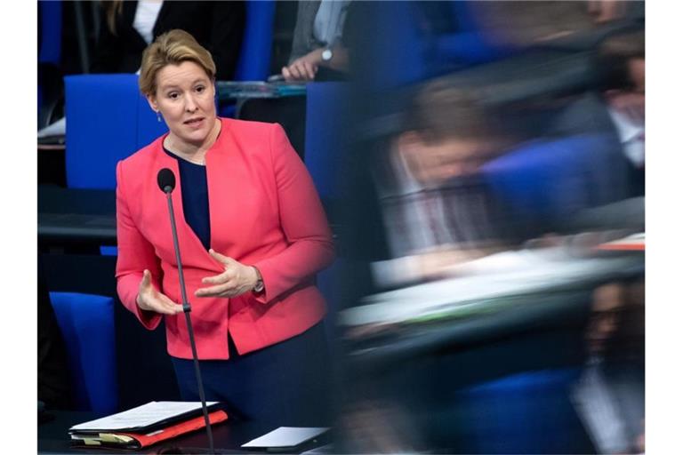 Familienministerin Franziska Giffey: „Ich appelliere an Männer und Frauen in der Union, sich bei diesem Thema zu bewegen.“. Foto: Bernd von Jutrczenka/dpa