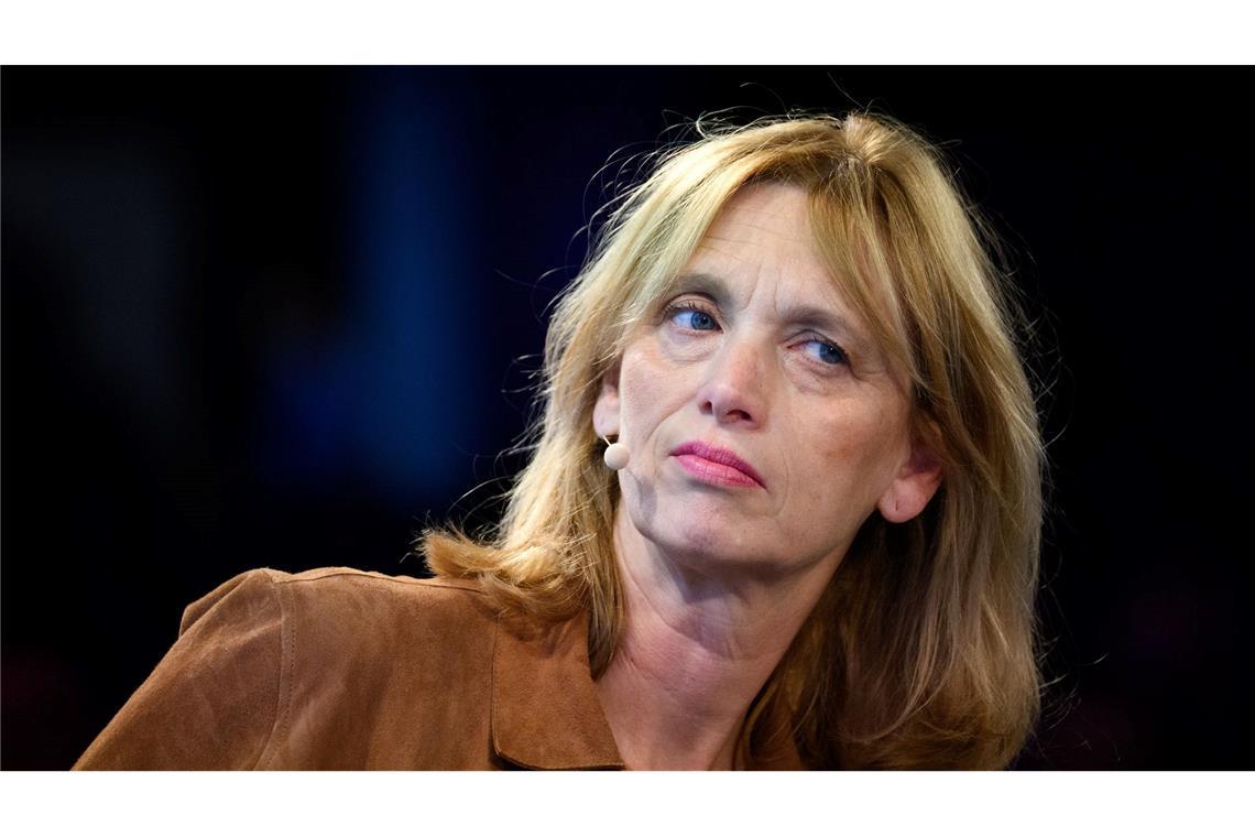 Mutterschutz nun auch nach Fehlgeburten möglich Familienministerin Karin Prien will den Mutterschutz für Selbstständige verbessern.