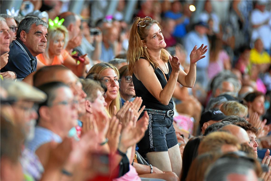 Fans beim Konzert am Samstag. 15. Heimspiel Andrea Berg, 