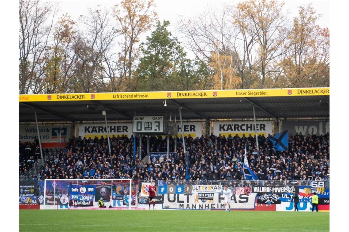 Auch bei Abstieg: Boysen bleibt Trainer in Großaspach