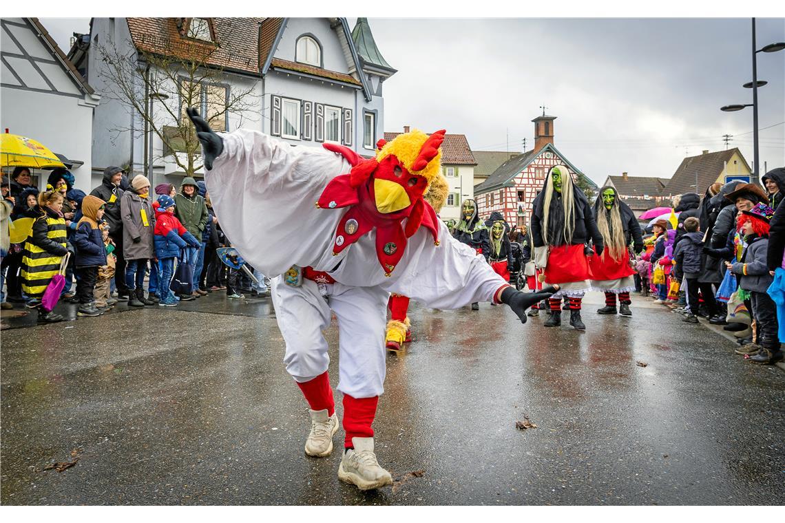 Faschingsumzug durch die Ortsmitte von Sulzbach an der Murr.