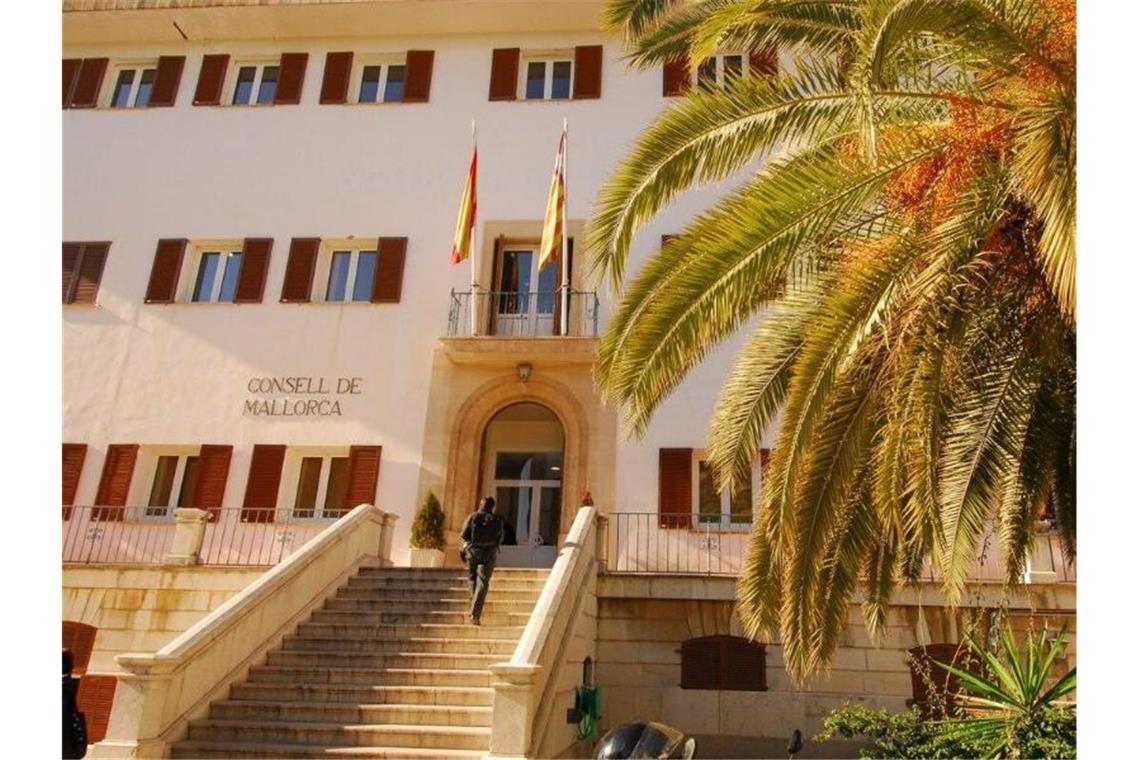 Sexskandal um Heimkinder erschüttert Mallorca Fassade des Instituts für soziale Angelegenheiten von Mallorca: Die Sozialbehörde räumte ein, sie wisse von mehreren Fällen, in denen Heimkinder sexuell missbraucht wurden. Foto: Consell de Mallorca/dpa