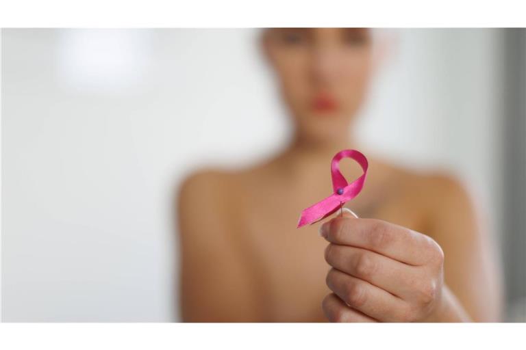 Fast jeder zweite Bundesbürger erkrankt im Lauf seines Lebens an Krebs (Symbolfoto).