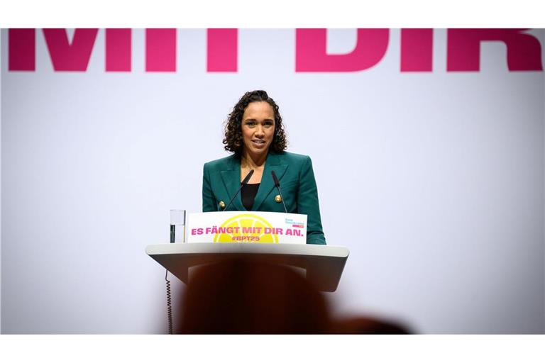 FDP-Generalsekretärin Nicole Büttner will beim Erarbeiten eines neuen Grundsatzprogrammes für die Liberalen auch KI nutzen. (Archivbild)