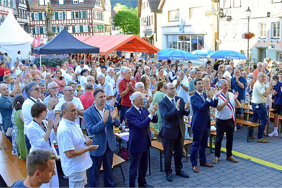 Feier zu 60 Jahre Städtepartnerschaft Murrhardt und Château-Gontier-sur-Mayenne ...