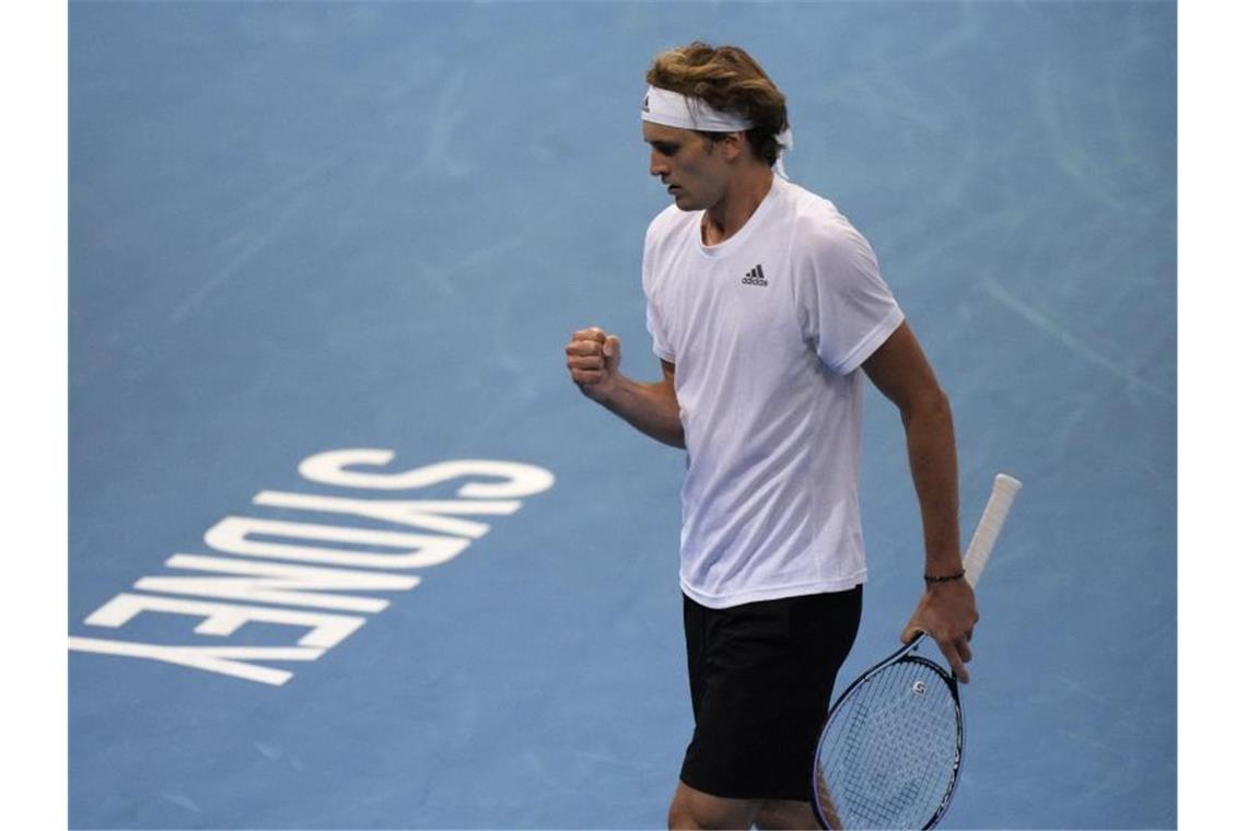 Zverev gleicht mit erstem Sieg im ATP-Cup aus Feiert den ersten Sieg im Jahr 2022: Alexander Zverev vom Team Deutschland. Foto: Rick Rycroft/AP/dpa