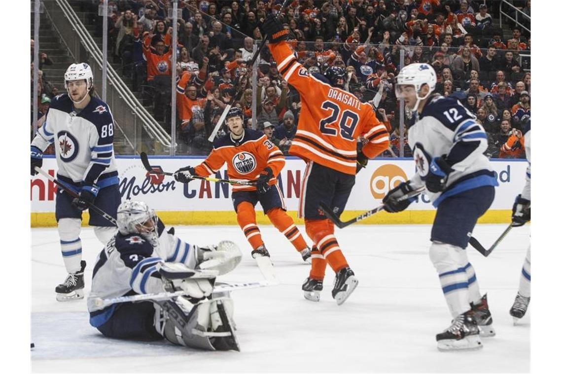 Feierte seinen 100 Scorerpunkt der NHL-Saison: Oilers-Star Leon Draisaitl. Foto: Jason Franson/The Canadian Press/AP/dpa