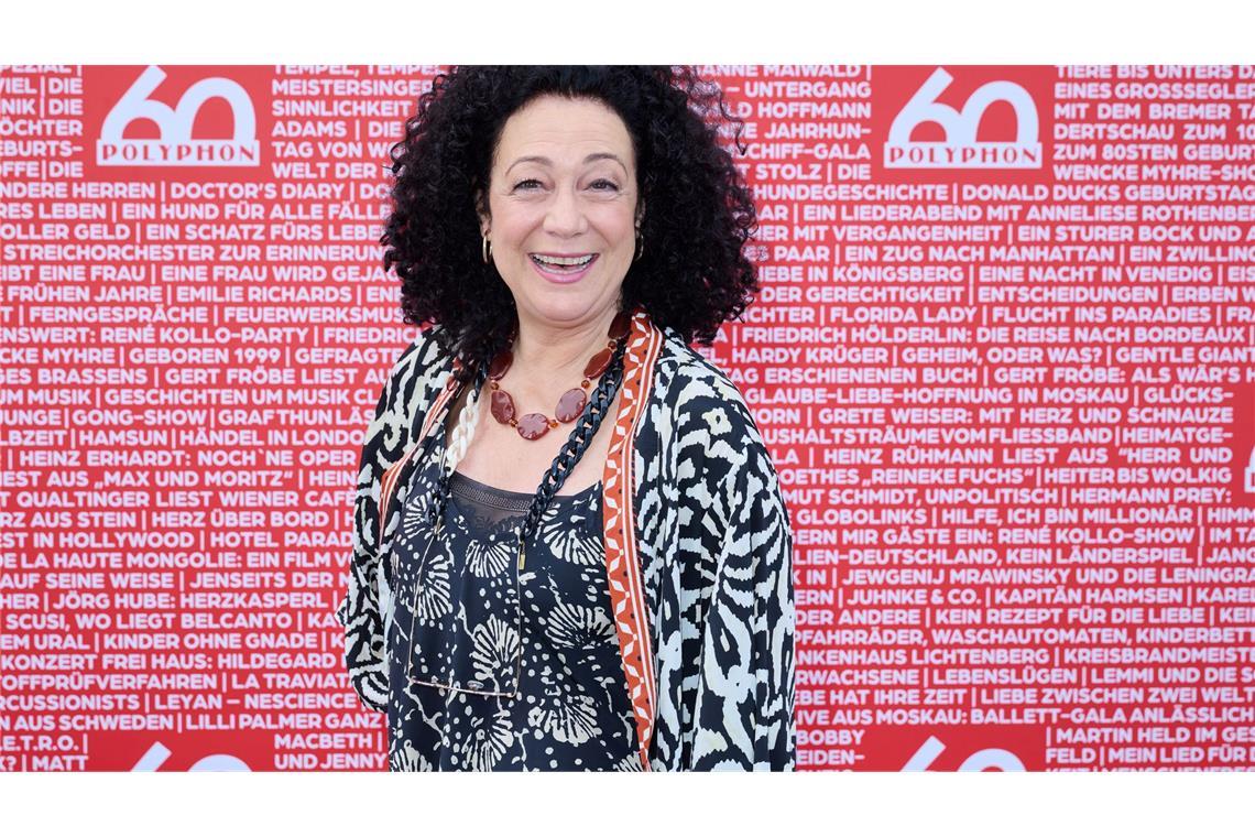 Barbara Wussow: Mit der Strickleiter auf das "Traumschiff" Fernsehstar Barbara Wussow hat bei ihren ersten Dreharbeiten auf dem "Traumschiff" den Dampfer zuerst verpasst.
