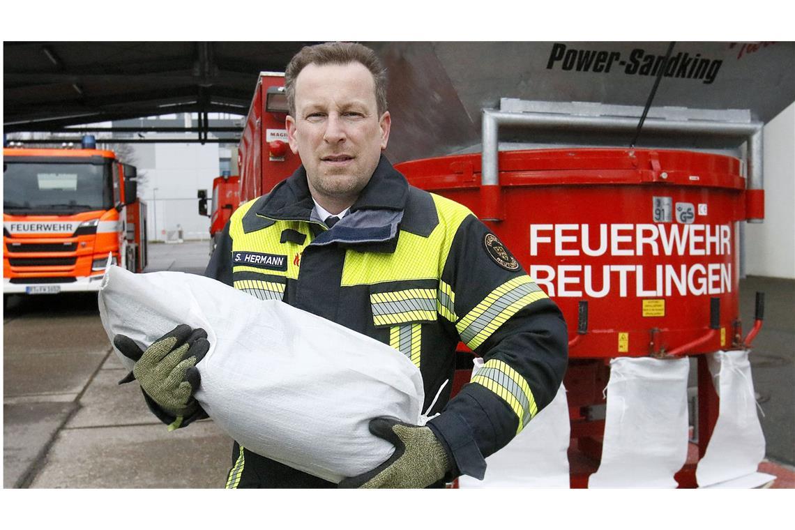 Auf diese drei Top-Gefahren muss sich die Feuerwehr einstellen Feuerwehrkommandant Stefan Hermann sieht Reutlingen gut vorbereitet auf den Klimawandel.